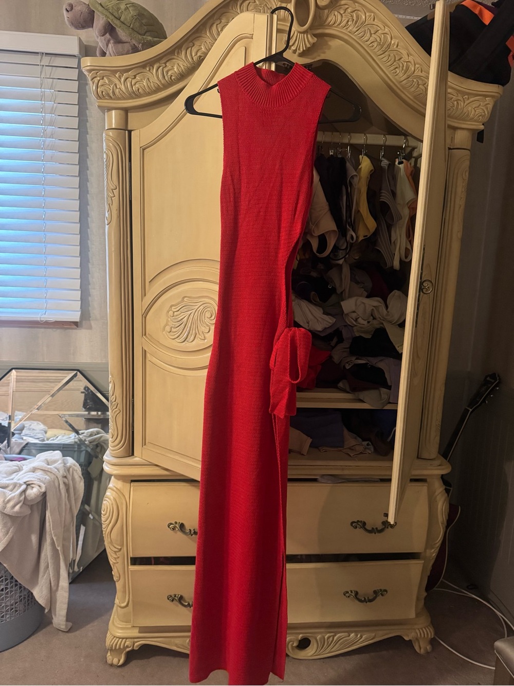 Meshki Red High-Neck Side-Slit Maxi Dress - Picture 4 of 5